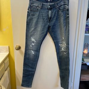 Men’s Hollister jeans